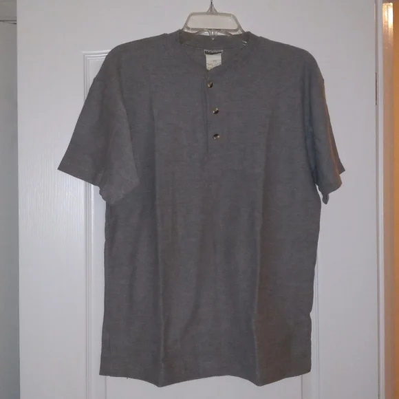 π₯CLOSEOUTπ₯ Crewneck Short Sleeve Shirt π - Picture 1 of 9